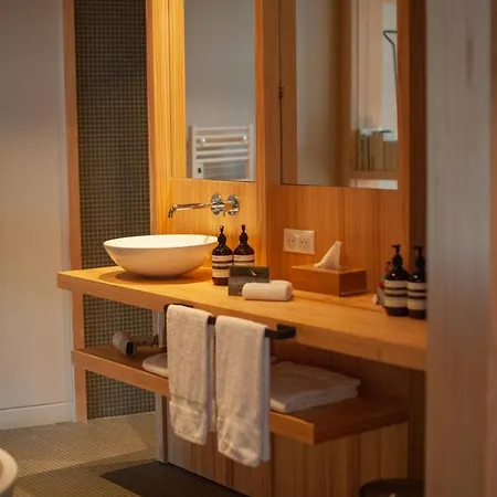 Les Echasses Golf & Surf Eco 호텔 4*