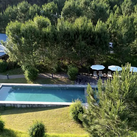 호텔 Les Echasses Golf & Surf Eco 4*