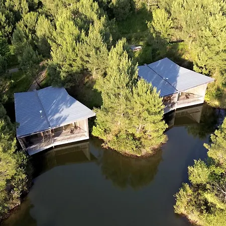 호텔 Les Echasses Golf & Surf Eco