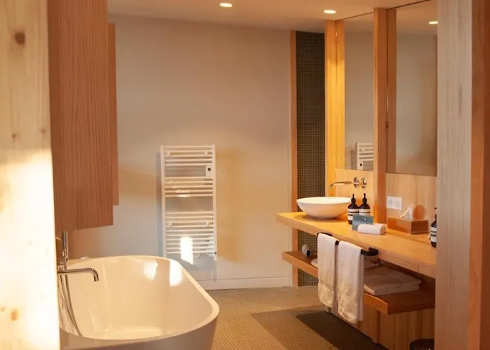 Les Echasses Golf & Surf Eco Hotel