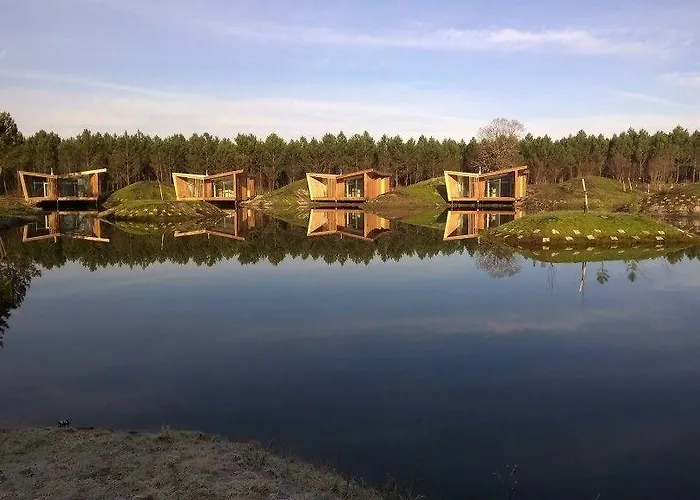 Les échasses Golf&surf Eco Hotel 4*